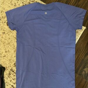 Lululemon Athletica dusty blue swiftly